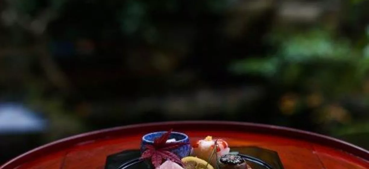 료테이 나베차야